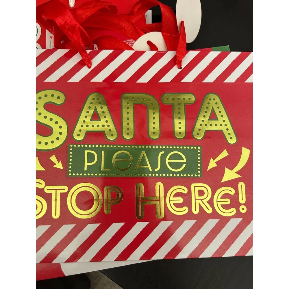Gift Bags Christmas Red Green Blue White Bulk Lot Holiday Small Medium 30 Count